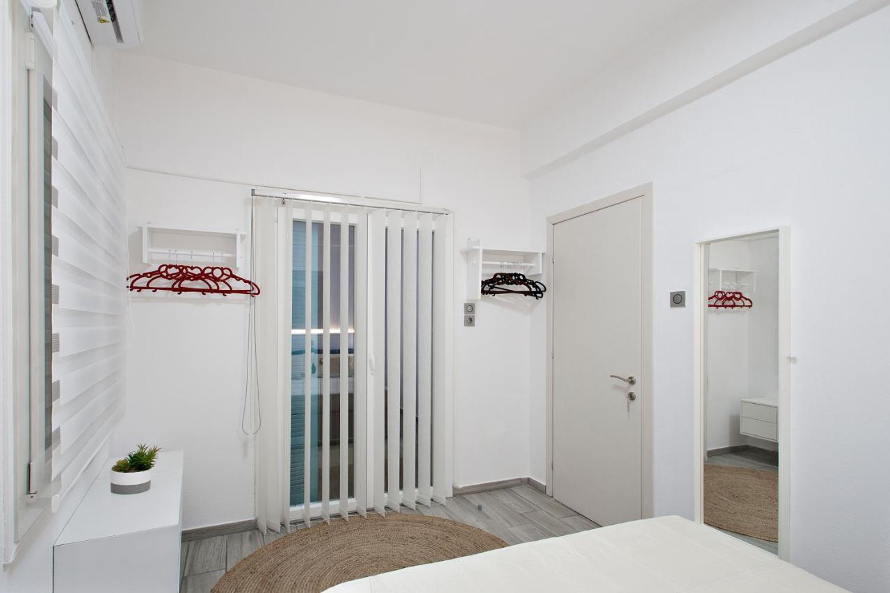 Capolavoro, Boutique Apartment With Unique Rooftop Skiathos Town Exterior photo