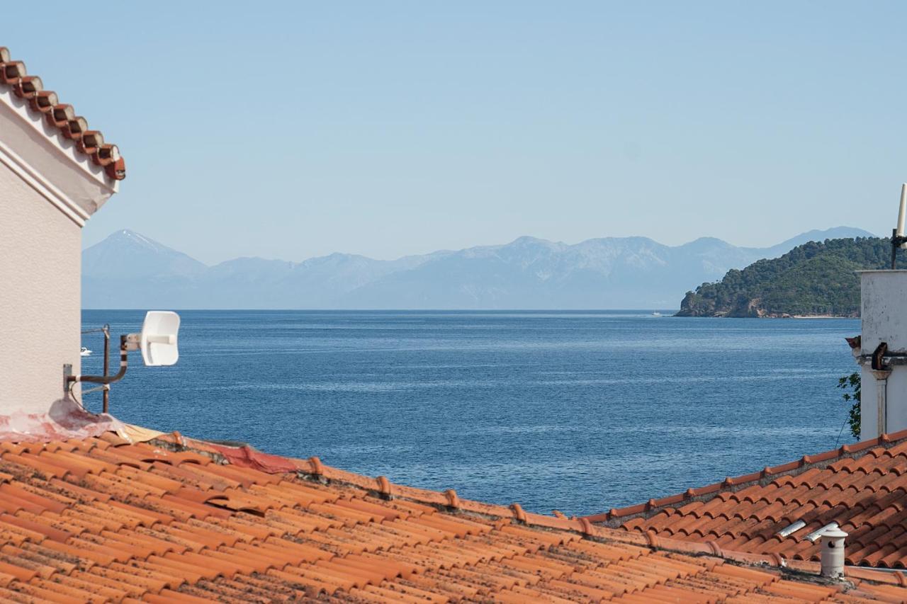 Capolavoro, Boutique Apartment With Unique Rooftop Skiathos Town Exterior photo