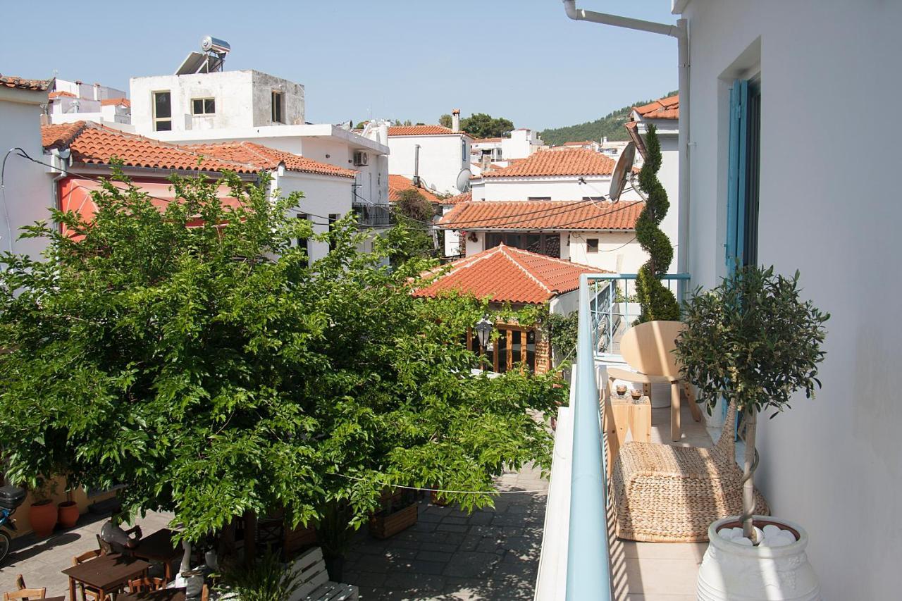 Capolavoro, Boutique Apartment With Unique Rooftop Skiathos Town Exterior photo